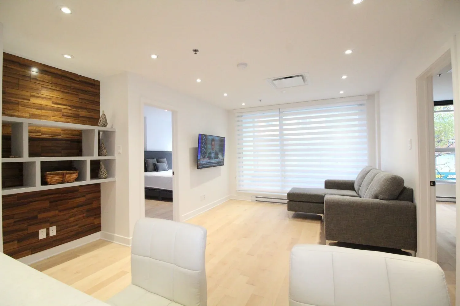 New Rental: 101 Peel (Mary Robert Condos)