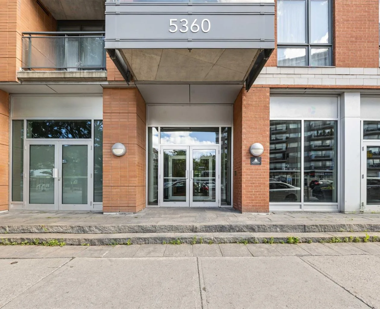 5360 Sherbrooke Ouest, App. 309A — 3